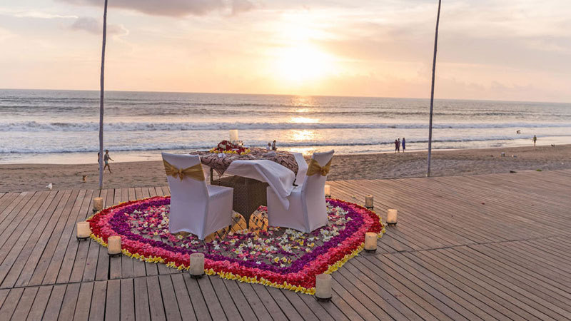 Sunset Beach Dinners with a View at hotel in Nusa Dua